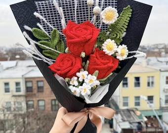 Crochet Rose Bouquet – Handmade Valentine’s Day Gift for Her, Girlfriend, or Wife