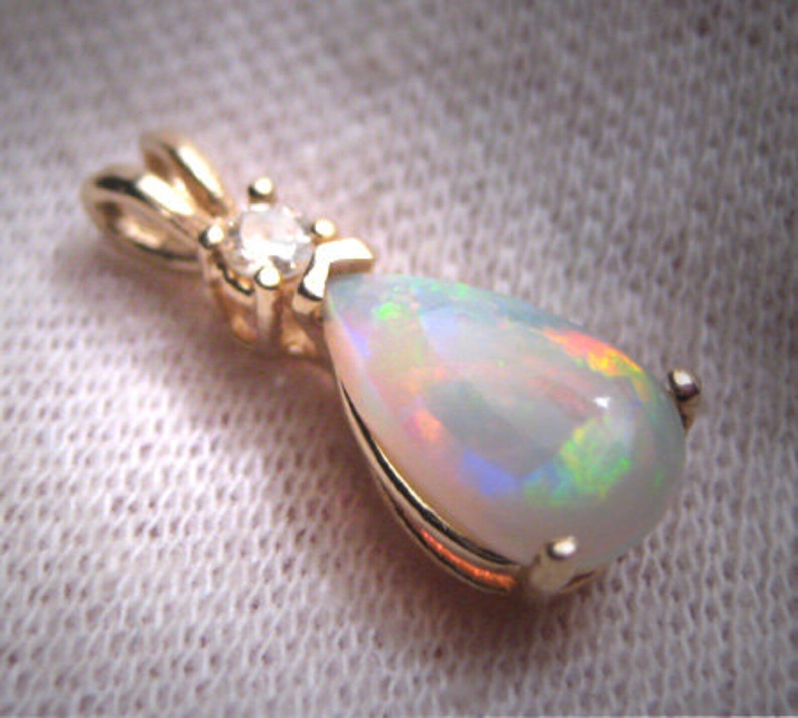 Vintage Australian Opal Diamond Pendant Necklace 14K Gold | Etsy