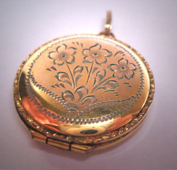 Antique Ornate Gold Locket Victorian Art Deco 20s