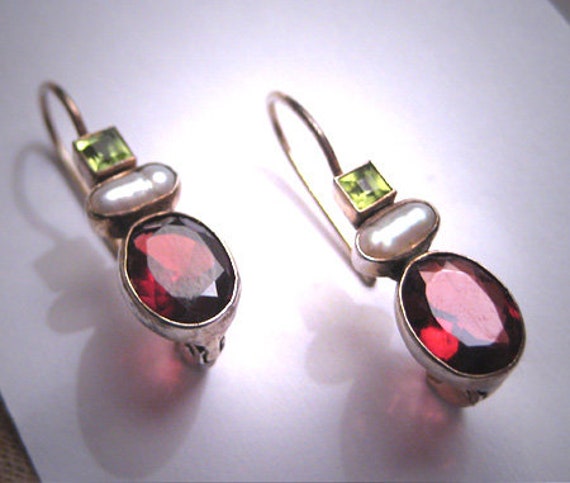 Vintage Peridot Garnet Pearl Earrings Victorian Dr