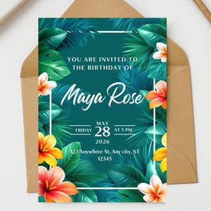 Convite de aniversário com flores tropicais
