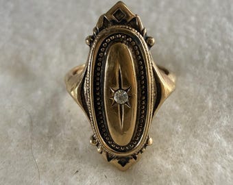 Vintage Avon Kensington Ring Gold-tone Victorian Revival Signed SZ 6 - 7