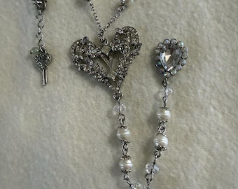Betsey Johnson Lariat Heart Necklace.