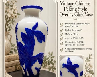 Vintage chinesische Peking-Stil-Glasvase mit tief kobaltblauem Vogel und F