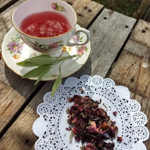 Hibiscus Rose Blush Loose Herbal Tea, rose hips, hibiscus, sage, no caffeine