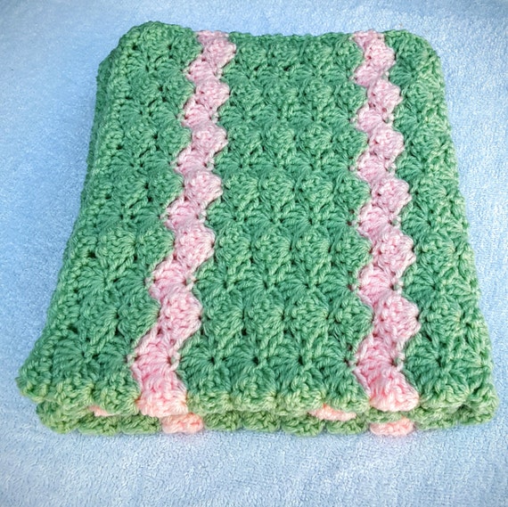 green baby blanket crochet