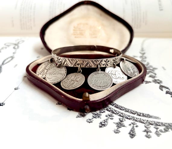 Victorian Love Token Bangle - image 5