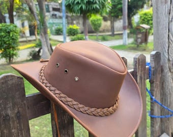 Handmade Cowhide Leather Cowboy Hat: Western Style