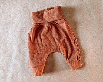 Rust Baggy Pants