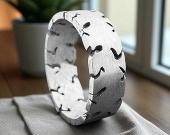 Brushed Silver Men’s Ring with Deep Grooves – Handmade Geometric Texture Band – Unique 925 Sterling Silver Statement Ring Gift