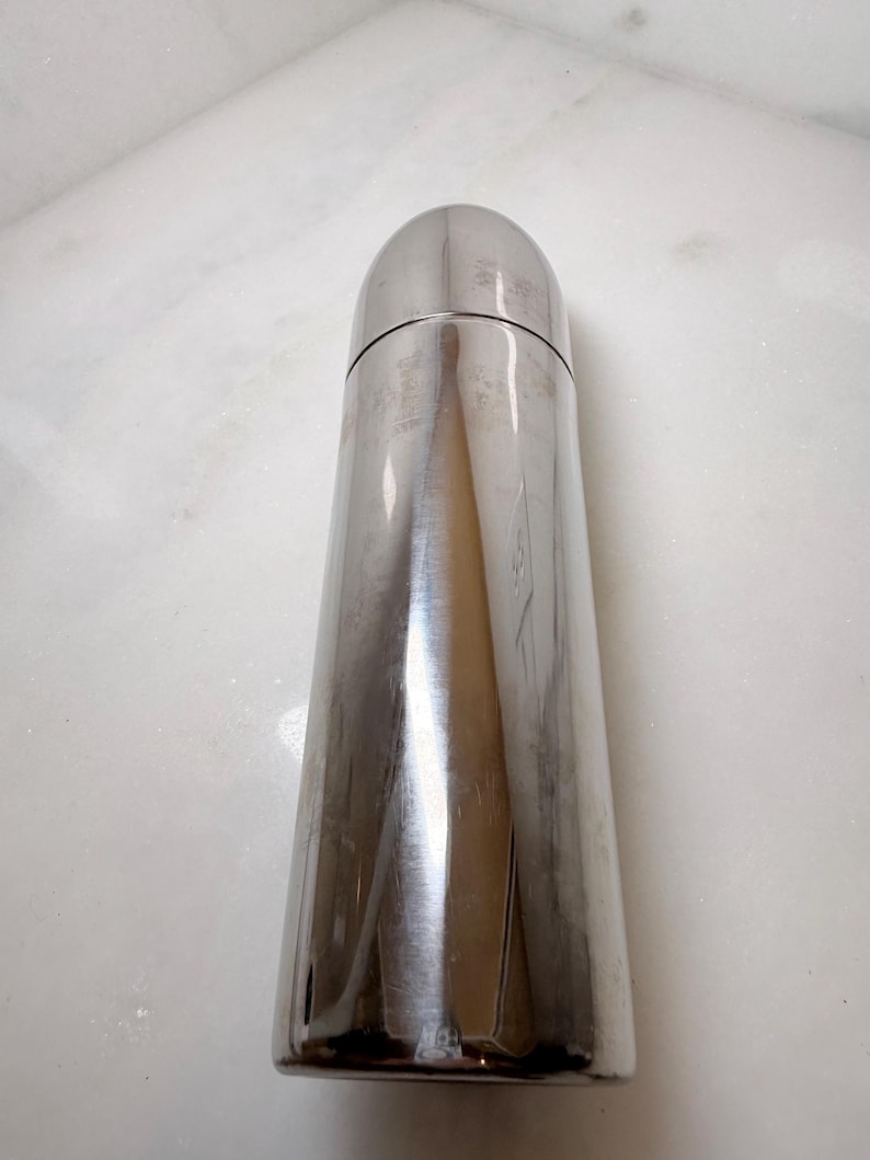 Classic Mid-Century Modern (MCM) bullet-style cocktail shaker torpedo or rocket shaker sleek aerodynamic profile 11 in tall bild 4