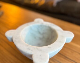 Vintage antique French marble mortar quadrilobe four-handled design handmade of Italian white Carrara marble for kitchens and apothecaries