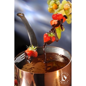 DARK CHOCOLATE FONDUE