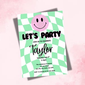 Convite de aniversário editável para menina preppy | Convite retrô para festa. Convite com rosto sorridente rosa. Convite retrô para festa.