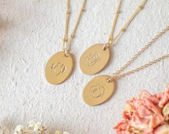 Mom Necklace | New or Expecting Mom Gift | Push Present | Pregnancy Gift | Baby Shower Gift | Mama Necklace | Oval