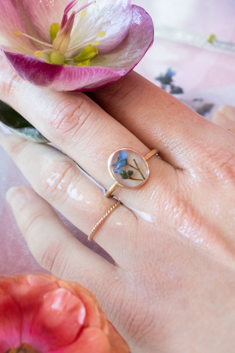 Forget Me not Ring Pressed Flower Ring Cottagecore Floral Ring 14K Gold Filled Ring Memorial Gift zdjęcie 5