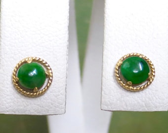 VINTAGE JADEITE Grass/Imperial Cabochon Braid Frame Post STUDS Earrings 14K Gold