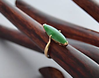 Estate Imperial splash Navette Cabochon JADEITE RING KOWA 14k size 5.5