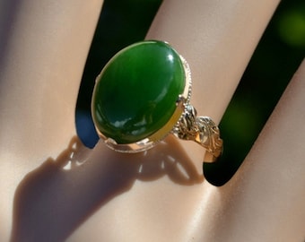 Oval 11 X 16mm Nefrita JADE Cabochon RING 18K Oro tamaño 5 1/2