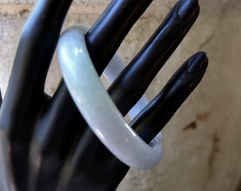 Estate Solid JADEITE Multi Tone 74.20mm Semi Translúcido Half Dome BANGLE 7 1/4"