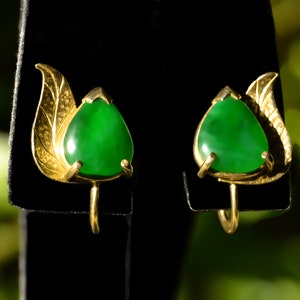 Exceptionally Rare MING'S Hawaii Jadeite 14k Gold EARRINGS Screw Back