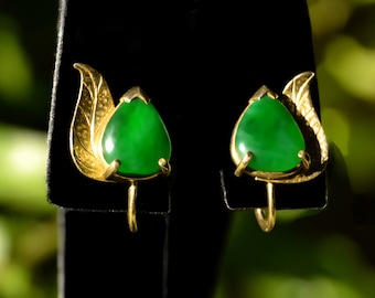 Exceptionally Rare MING'S Hawaii Jadeite 14k Gold EARRINGS Screw Back