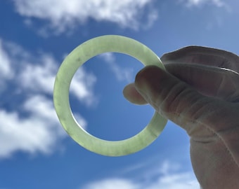 Vintage Estate Celadon JADE BANGLE Bracelet 7 1/4"