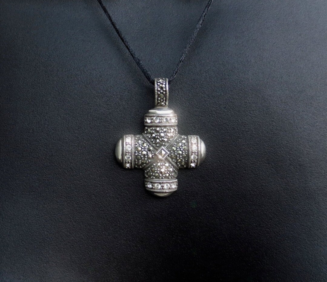 CROSS Maltese Iron Cross 925 Sterling Silver Marcasite Crystal PENDANT