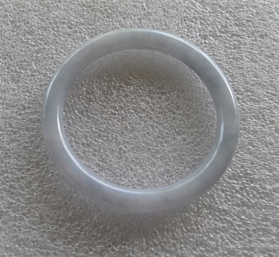 Estate Solid JADEITE CELADON Semi Translucent 7mm… - image 1