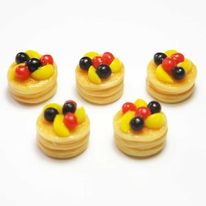 10-pcs. Dollhouse Miniature Pancakes with Fruit * Doll Mini Food Tiny Pancake Breakfast Handmade Clay