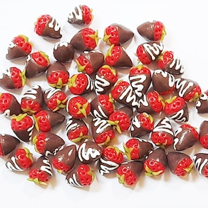 20 fresas cubiertas de chocolate en miniatura para casa de muñecas * Comida para muñecas Mini Fruta Fresa