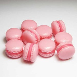 20 Dollhouse Miniature Pink Macarons Doll Mini Food Macaroon Cakes Bakery