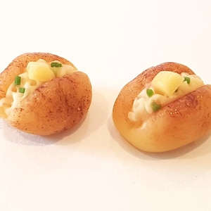 100 Miniature Baked Potatoes: Dollhouse Food, Handmade Clay Jacket Potato Butter