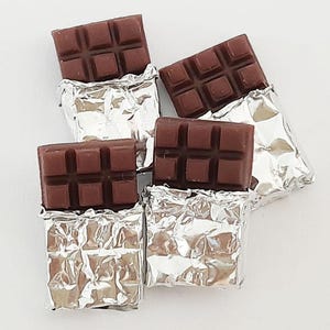 50 Puppenhaus Miniatur Schokoriegel mit Folienverpackung Puppe Mini Essen Großhandel Lot Candy Sweet handgemachte Ton