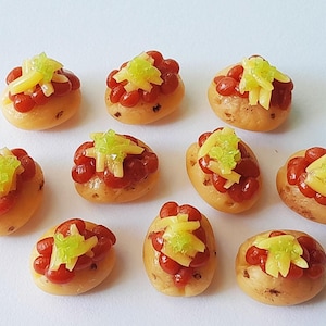 10 Dollhouse Miniature Jacket Potatoes * Doll Mini Food Potato with Baked Beans Cheese Meal Handmade Clay