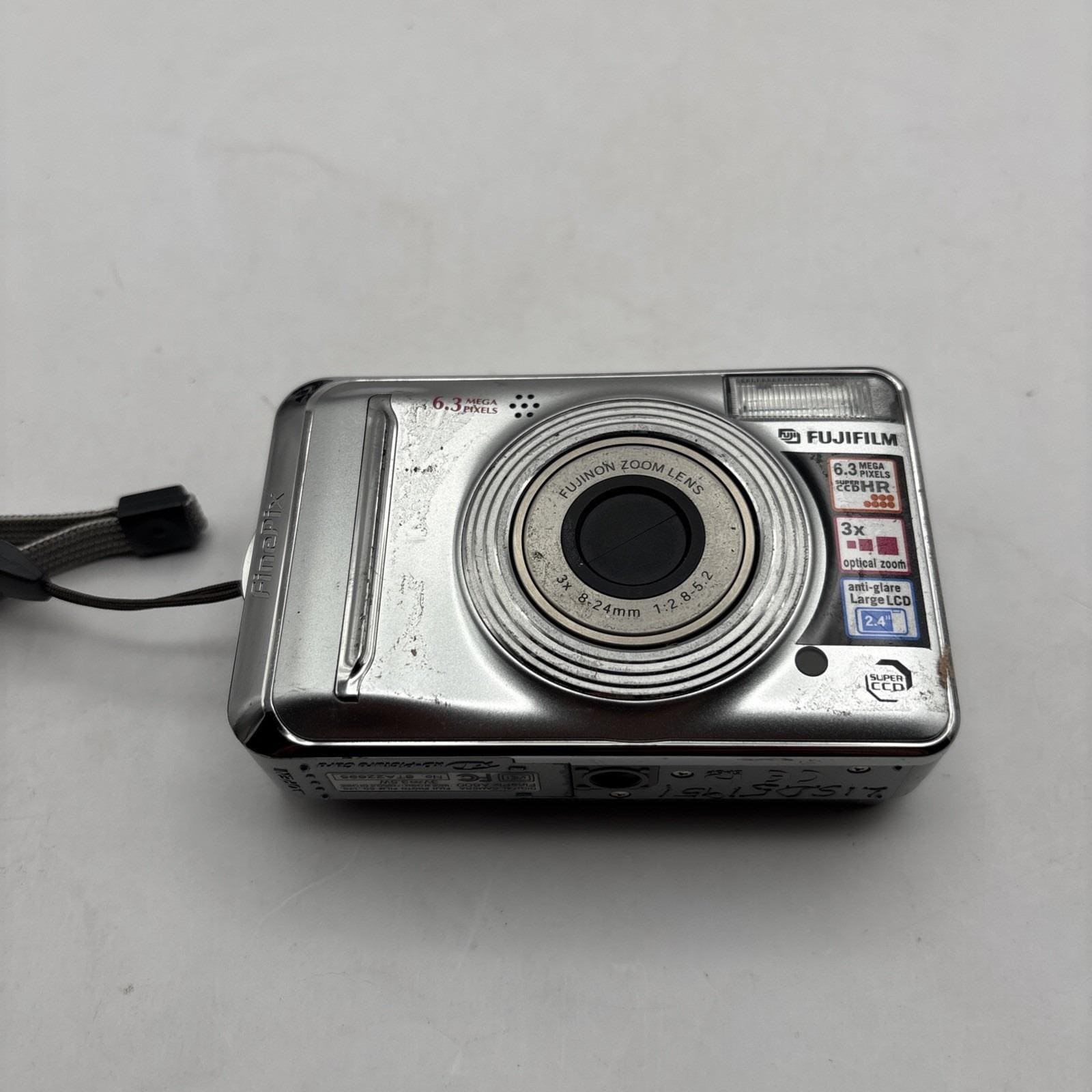 富士フイルム FinePix A600 6.3MP デジタルカメラ シルバー - 動作 富士フイルム FinePix A600 6.3MP デジタルカメラ シルバー - 動作