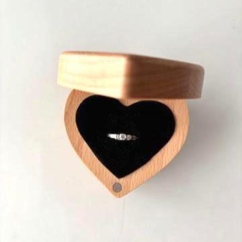Quran Wedding Verse Engraved Heart Engagement Box "We Created You In Pairs" Islamic Ring Holder Wooden Muslim Gift Nikah Ceremony Couple