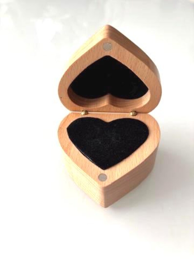 Quran Wedding Verse Engraved Heart Engagement Box "We Created You In Pairs" Islamic Ring Holder Wooden Muslim Gift Nikah Ceremony Couple