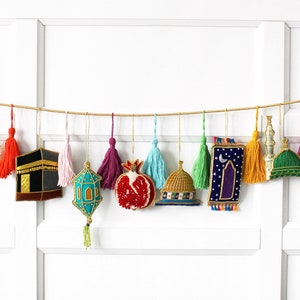 30 Piece Bundle Decorative Heirloom Garland, Islam, muslim celebration, Quran, Kabaah, Madinah, Eid Islamic Art Ramadan, Hajj image 4