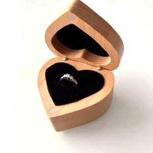 Quran Wedding Verse Engraved Heart Engagement Box "We Created You In Pairs" Islamic Ring Holder Wooden Muslim Gift Nikah Ceremony Couple