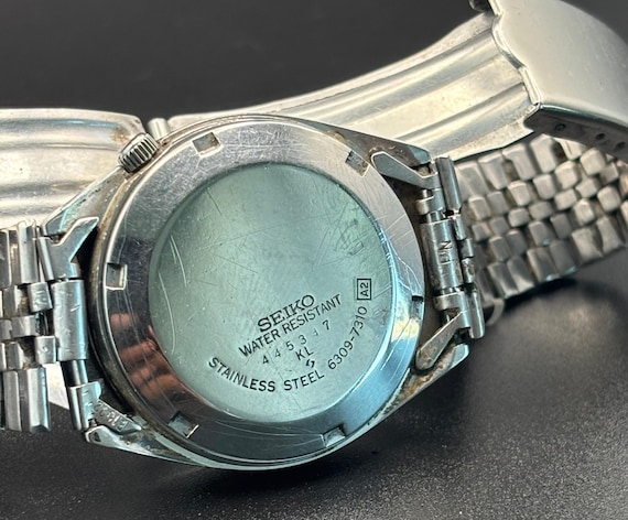 Seiko 5 Automatic - Black Dial - Mint Condition - Vintage Watch