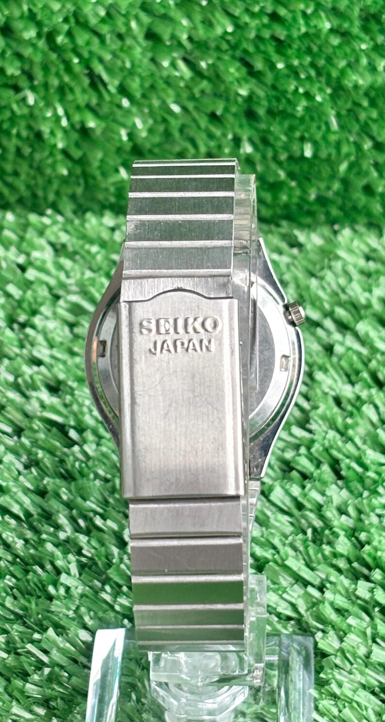 Seiko 5 Automatic 17 Jewels – Original Japan Timepiece
