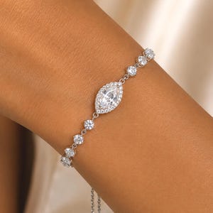 Moissanite Bracelet – 1ct Clear or Blue Centerstone, Adjustable Bolo Box Chain – Platinum Plated 925 Sterling Silver