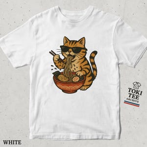 Camiseta divertida de gato ramen para hombres y mujeres / Camiseta genial de gato comiendo fideos japoneses / Camiseta kawaii para amantes de los gatos / Camiseta linda de regalo de gato para amantes de la comida