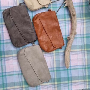 Brown Leather Clutch, Leather Wristlet, Leather Clutch with metal chain, Soft Leather, Clutch Purse, Evening Bag