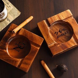 Personalisierter Zigarrenaschenbecher, Nussbaumholz-Zigarrenhalter, Trauzeuge Geschenk, Geschenk für Papa, Einzigartiger Aschenbecher, Trauzeuge oder Ehemann Geschenk