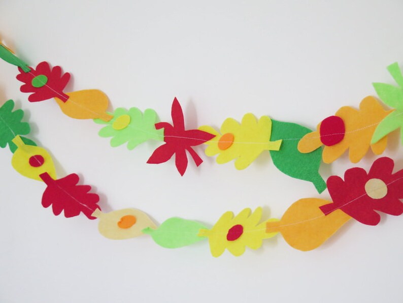 Thanksgiving Decor Free shipping Handmade Fall Leaf Autumn Garland Thanksgiving Garland Red Yellow Green Orange Felt Garland