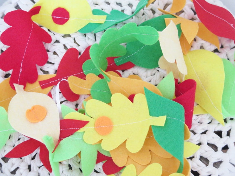 Thanksgiving Decor Free shipping Handmade Fall Leaf Autumn Garland Thanksgiving Garland Red Yellow Green Orange Felt Garland