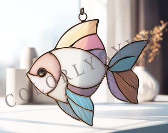 Modello di vetrata colorata con pesci rossi pastello, modello di acchiappasole con pesce a ventaglio, design artistico in vetro con vita marina nell'oceano PDF SVG (L75OC)