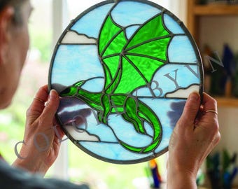 Green Dragon Stained Glass Pattern, Round Fantasy Window Hanging Template, Mythical Beast Glass Art, PDF SVG Download (L83FA)